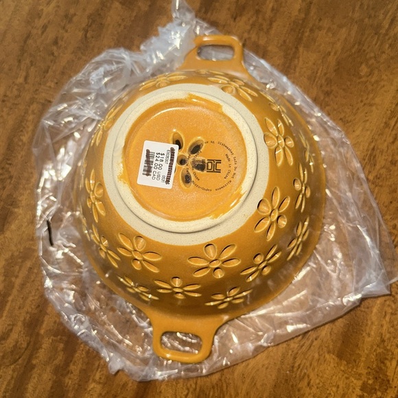 Urban Outfitters Daisy Ceramic Colander In Orange NEW - Picture 5 of 6